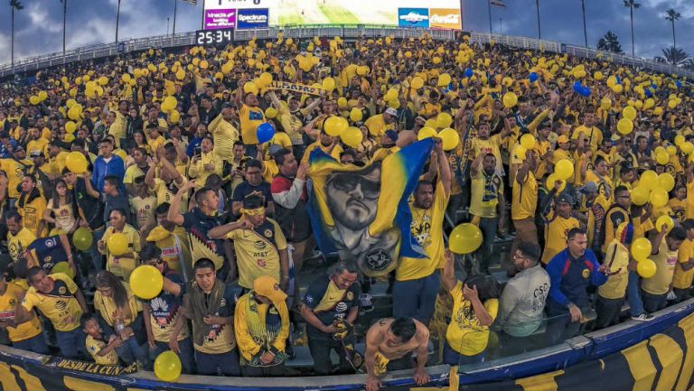 Aficionados del América durante un partido