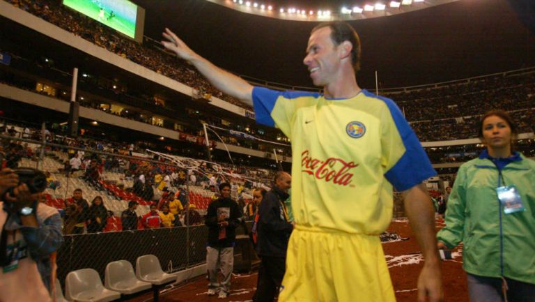 Zague al final de un juego con América