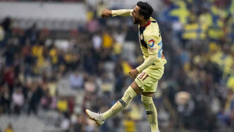 José Guadalupe Hernández Clemente festeja su gol ante Xolos