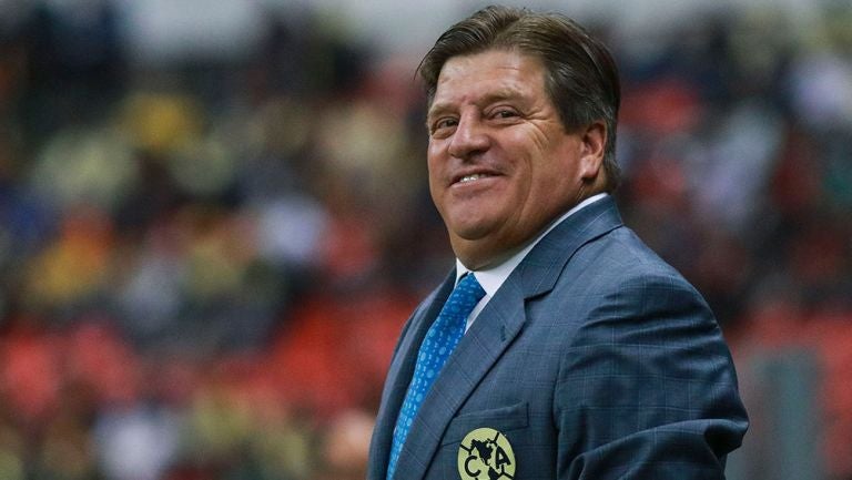 Miguel Herrera durante el partido de Copa MX