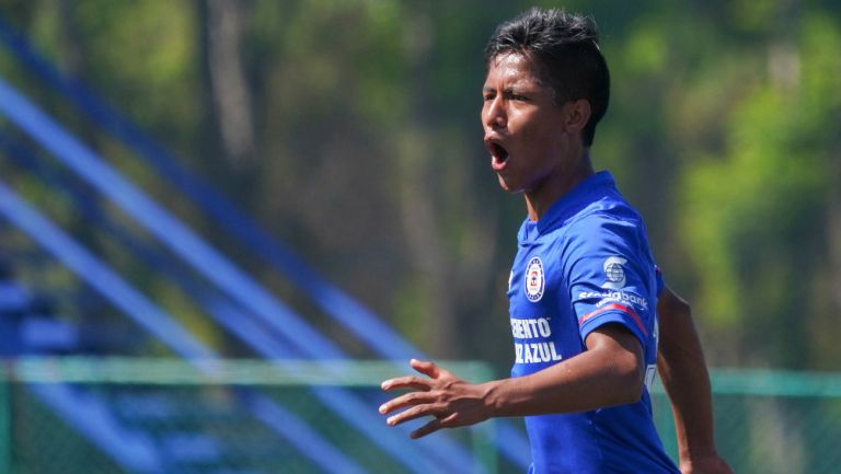 Jorge García celebra un gol ante Pachuca Sub 17