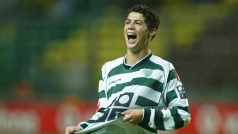 Cristiano Ronaldo festeja un gol con el Sporting de Lisboa