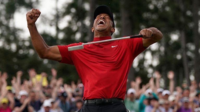 Tiger Woods celebra su victoria en el Masters