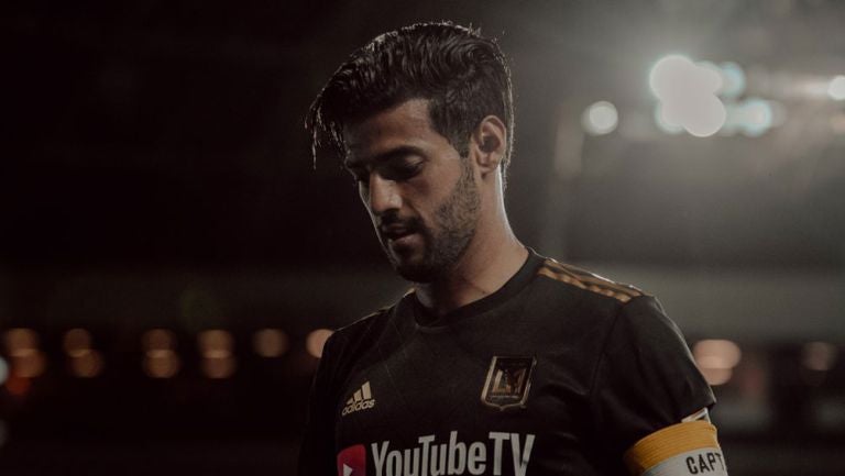 Carlos Vela durante un partido de LAFC