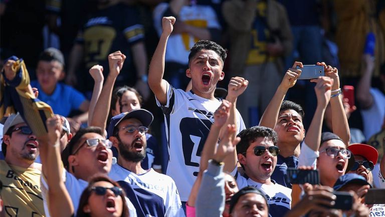 Afición de Pumas durante un partido 