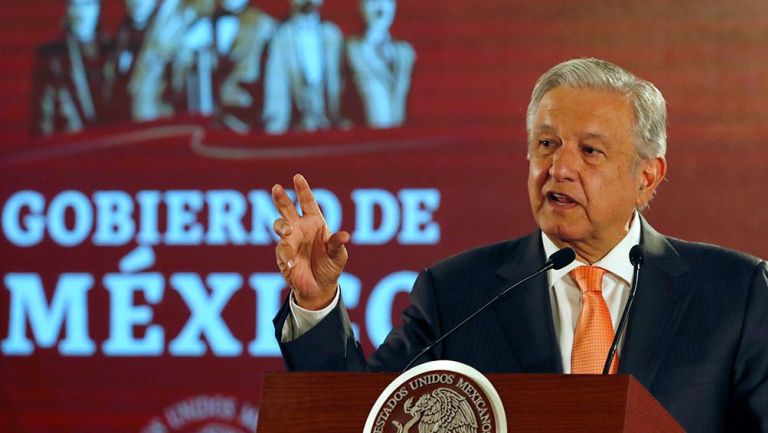 AMLO en una conferencia de prensa 