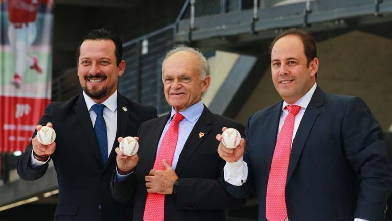 Javier Salinas, Alfredo Harp Helú y Othon Díaz anuncian el Juego de Estrellas