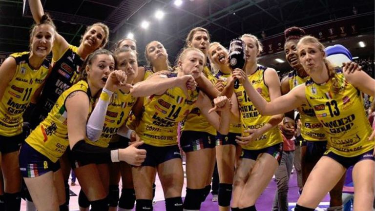 Imoco Volley Conegliano celebra victoria en Liga 