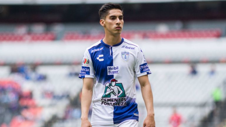 Erick Aguirre durante un partido del Pachuca