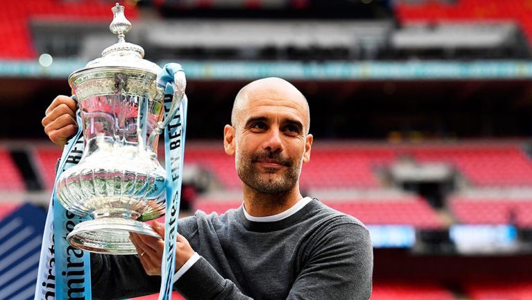 Pep Guardiola celebra título de la Premier League 