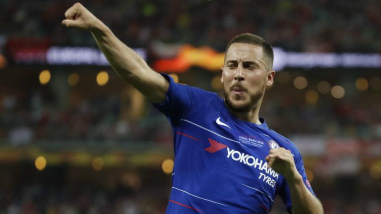 Hazard festeja anotación con Chelsea en Europa League 