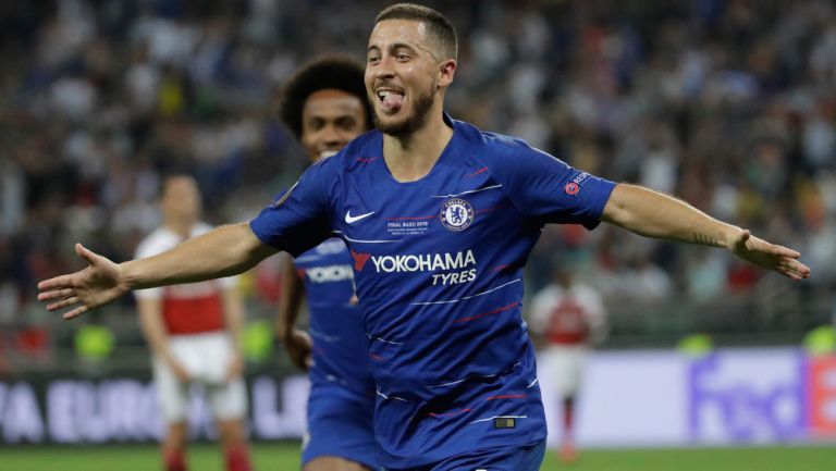 Eden Hazard festeja un gol con el Chelsea