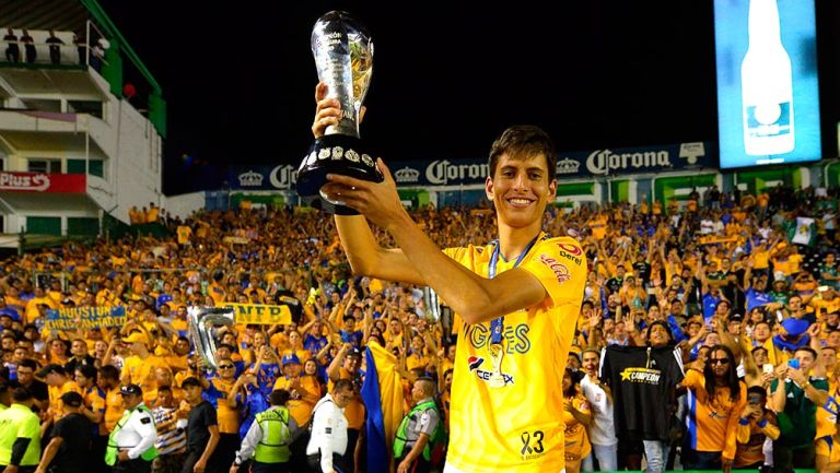 Jürgen Damm levanta el título con Tigres