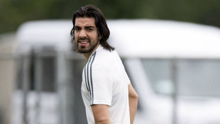 Pizarro en un entrenamiento con la Selección Mexicana