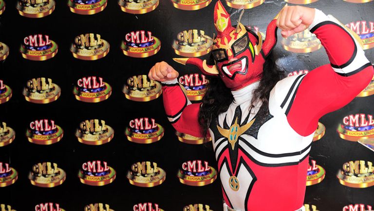 Liger posa en la Arena México