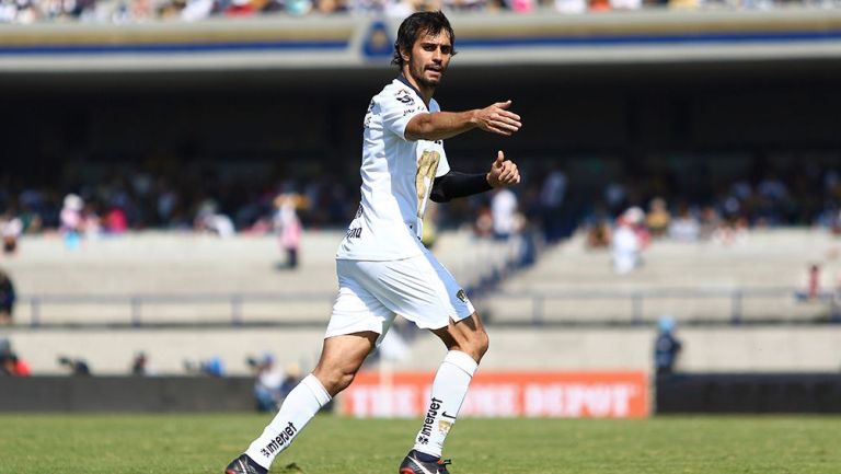  Alejandro Arribas en partido con Pumas en CU 