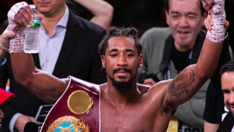 Demetrius Andrade tras ganar una pelea 