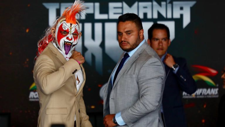 Psycho Clown y Cody Rhodes se encaran 