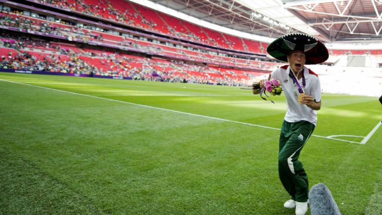 Enríquez celebra obtención de medalla en Londres 2012 