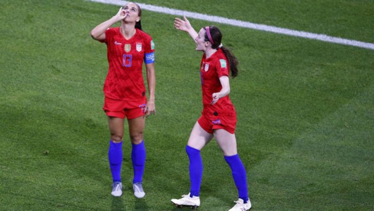 Alex Morgan, en festejo de gol ante Inglaterra