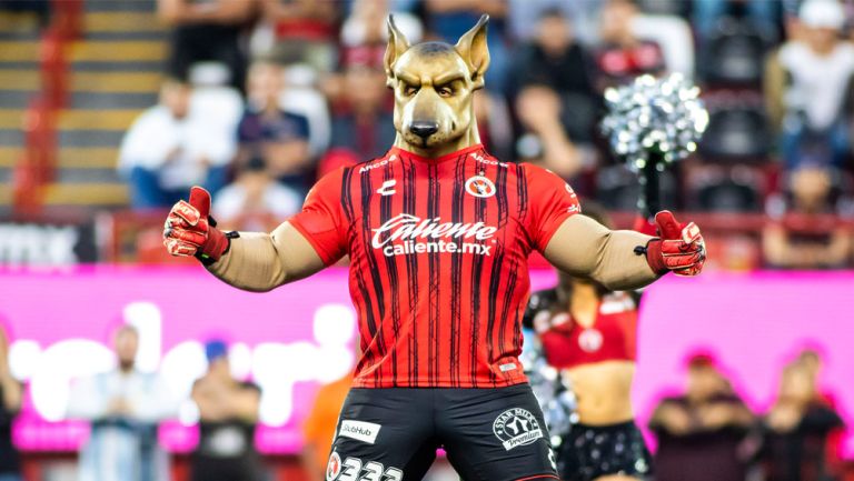 Xolos presenta indumentaria para el Apertura 2019