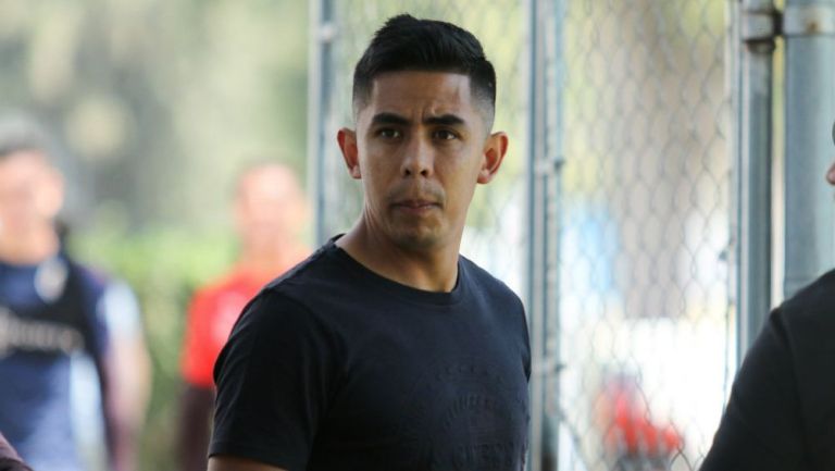 Calderón, en un entrenamiento de Chivas