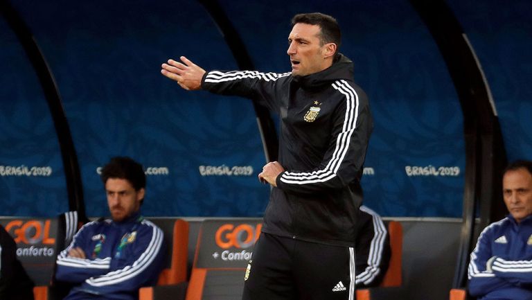 Lionel Scaloni en un partido de Argentina