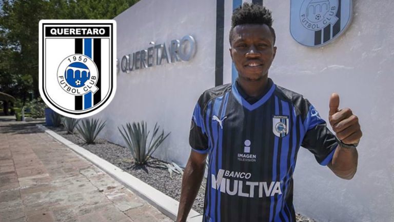 Clifford Aboagye, es presentado con Gallos