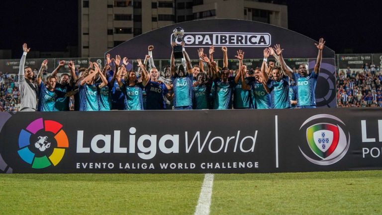 El Porto celebra el triunfo en la Copa ibérica