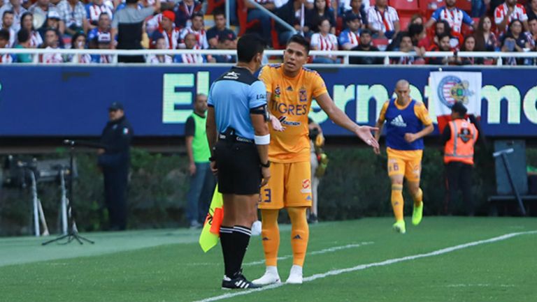 Salcedo reclama al cuerpo arbitral