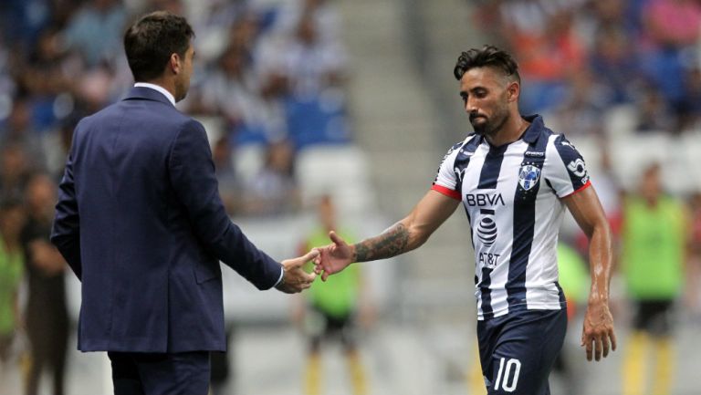 Urretaviscaya durante el partido ante Leones Negros en la Copa MX