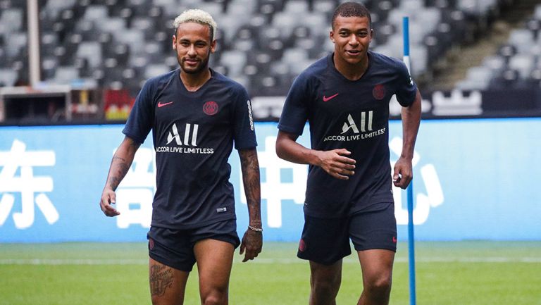 Neymar y Mbappé, durante entrenamiento del PSG