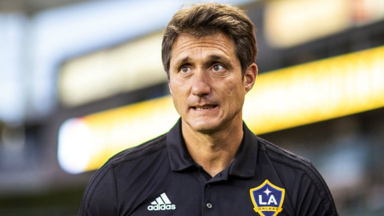 Guillermo Barros Schelotto durante un encuentro contra Xolos 