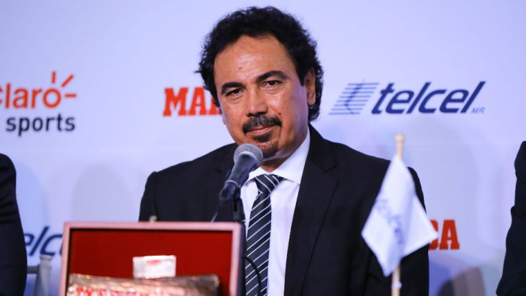 Hugo Sánchez durante los premios Marca
