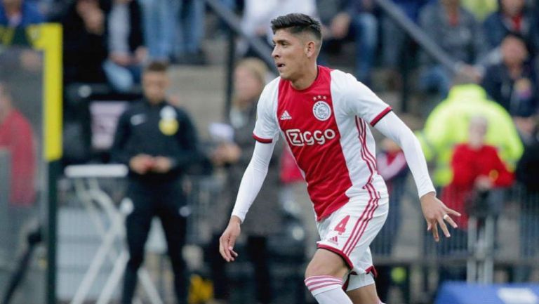 Edson Álvarez, en un partido del Ajax