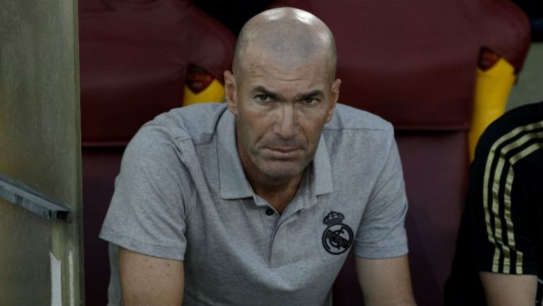 Zinedine Zidane, en un entrenamiento con el Real Madrid