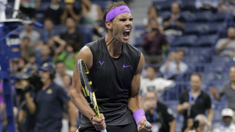 Rafael Nadal celebra su victoria sobre Schwartzman