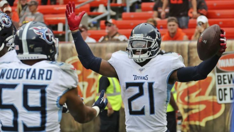 Derrick Henry celebrando una anotación