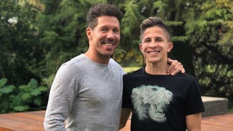 Diego Simeone junto a su hijo Giuliano Simeone