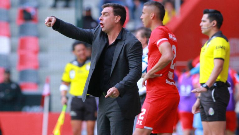 Pablo Guede, durante el juego ante Toluca