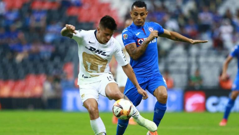 Iturbe y Yotún, durante un partido en el Azteca