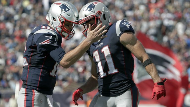 Tom Brady celebra un touchdown junto a Julian Edelman