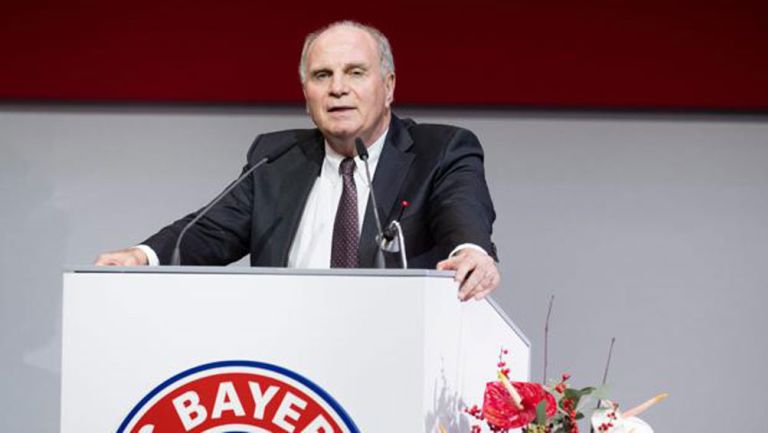 Uli Hoeness, en una conferencia con el Bayern Munich 