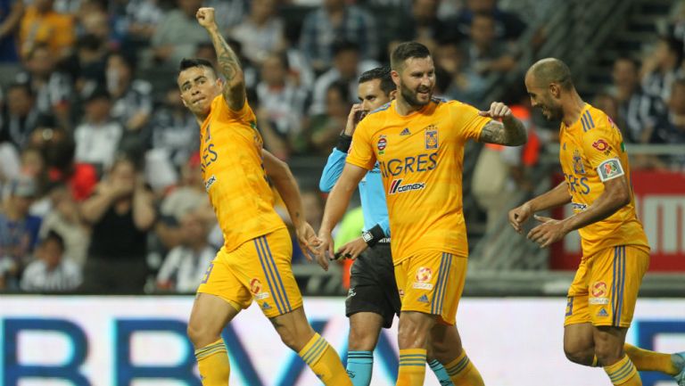 Lucas Zelarayán celebra su gol ante Rayados