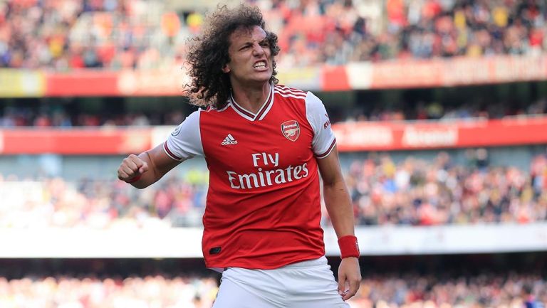 David Luiz celebra su primer gol con el Arsenal