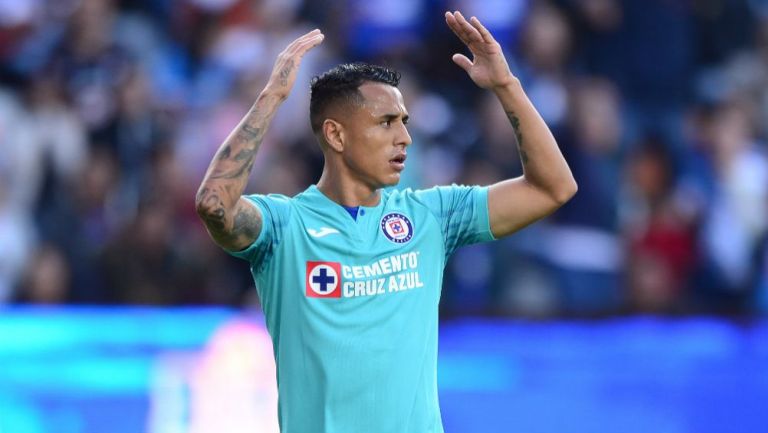 Yoshimar Yotún, en el juego entre Pachuca y Cruz Azul