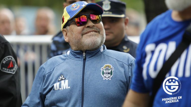 Maradona previó al juego ante Unión 