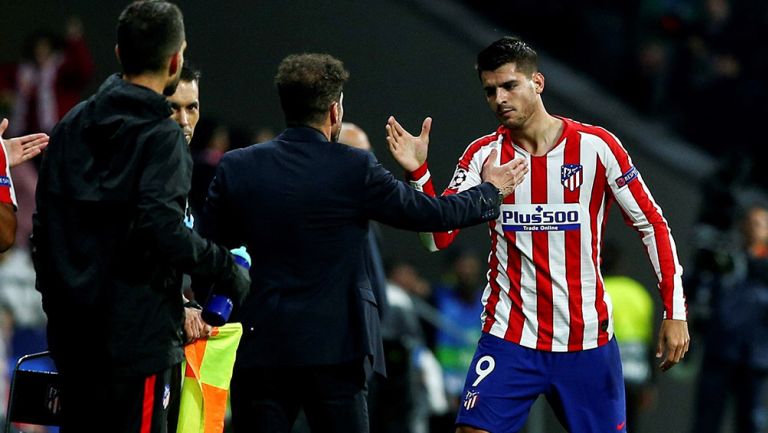 Álvaro Morata celebra un gol con Simeone