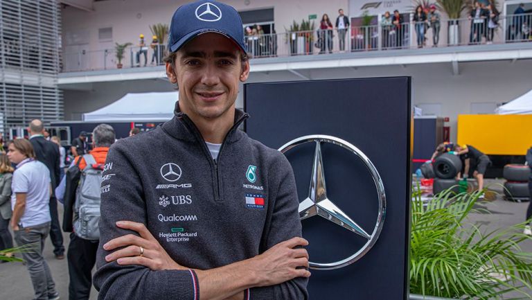 Esteban Gutiérrez posa para la lente de RÉCORD