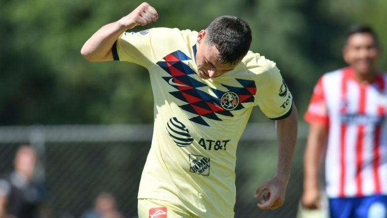 Federico Viñas festeja su gol con la Sub 20